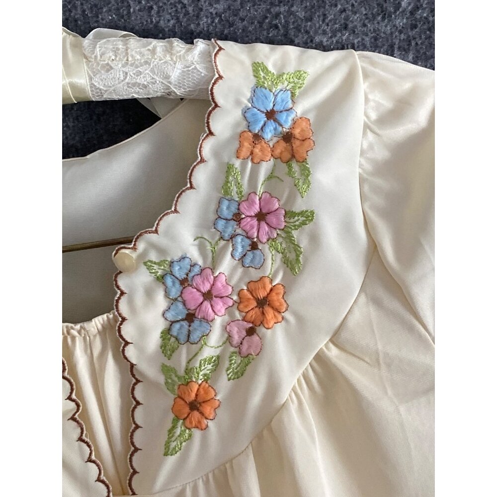 VTG Gossard Artemis 2 pc Pajamas Cream Floral Embroidered Button Front SS Top S - Picture 6 of 16